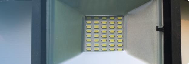 The pros and cons of integrated LED lighting